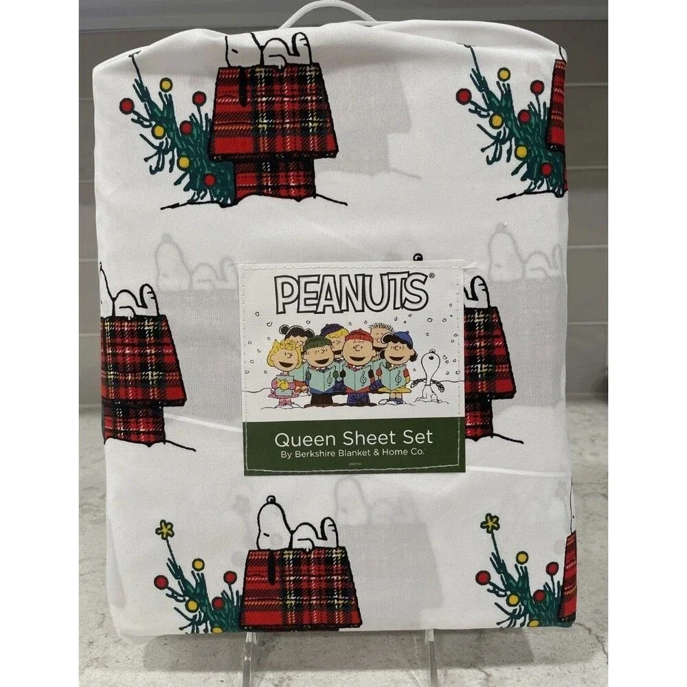 Snoopy PLAID Doghouse QUEEN Sheet Set Berkshire Sheets CHRISTMAS Peanuts New